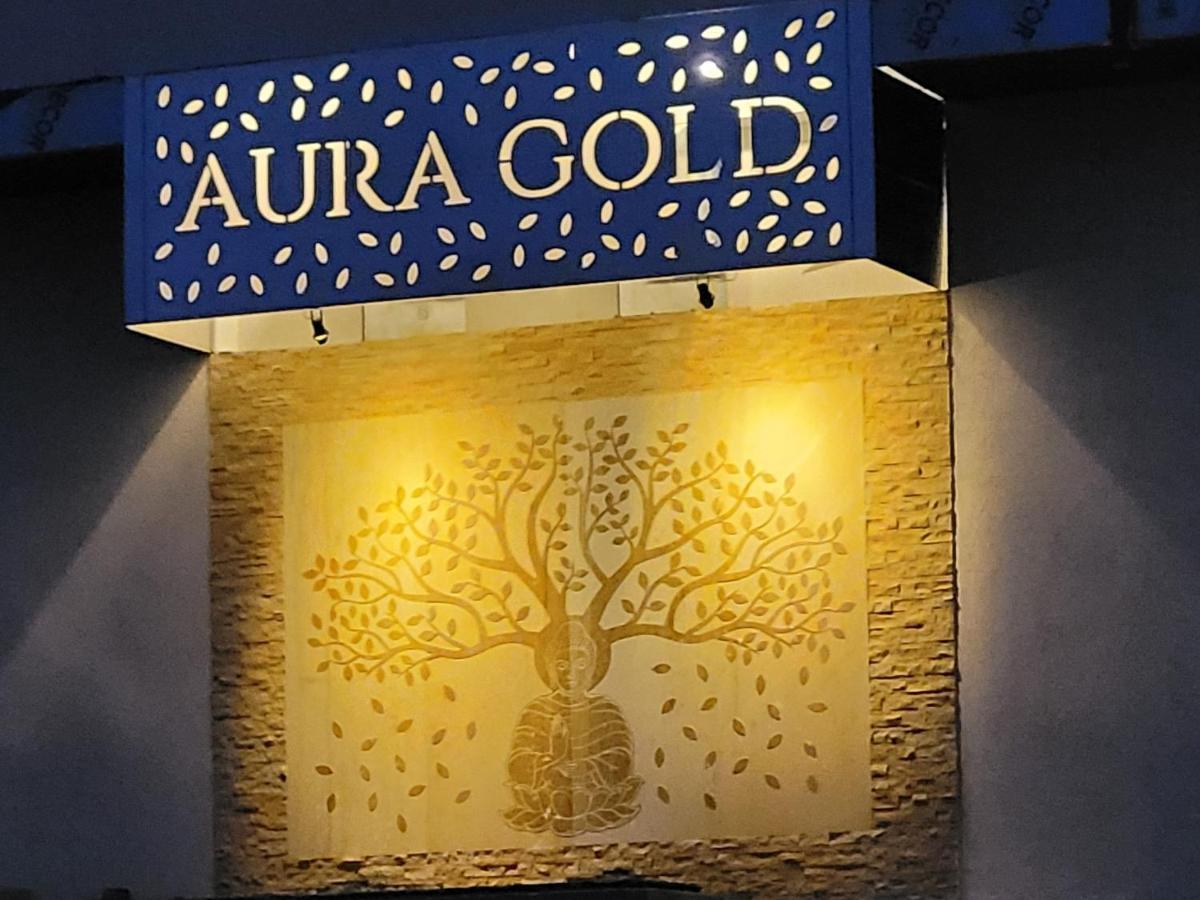 Aura Gold Resort Udaipur Extérieur photo